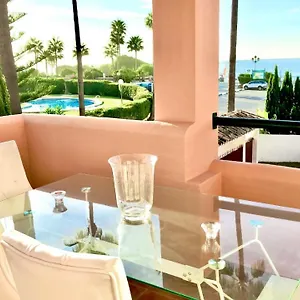 marbella-alicate-beach-apartment.es-andalucia.com/
